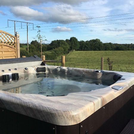 Arvalee Retreat With Outdoor Hottub Acomodação com café da manhã Omagh Exterior foto