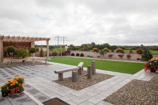 Arvalee Retreat With Outdoor Hottub Acomodação com café da manhã Omagh Exterior foto